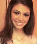 Olgu Savić,18 godina našu dugogodišnju učenicu i budućeg saradnika u nastavi. Položila CPE u decembru 2010. godine.